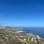 Nyaraló Island House
